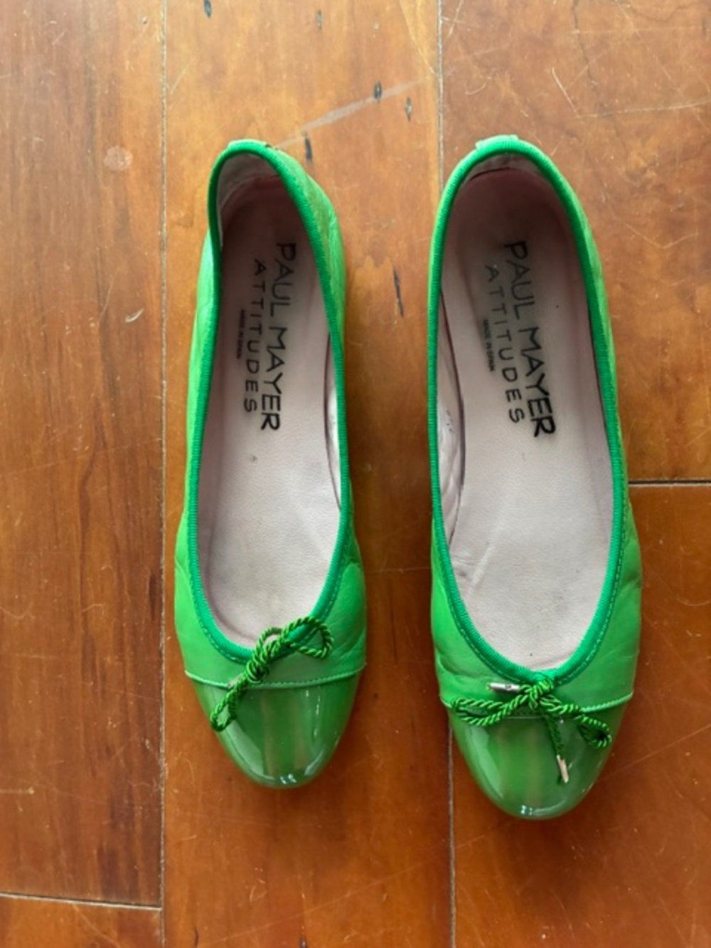 PAUL MAYER "BRAVO" GREEN CAP TOE BALLET FLATS.  SIZE 7B.